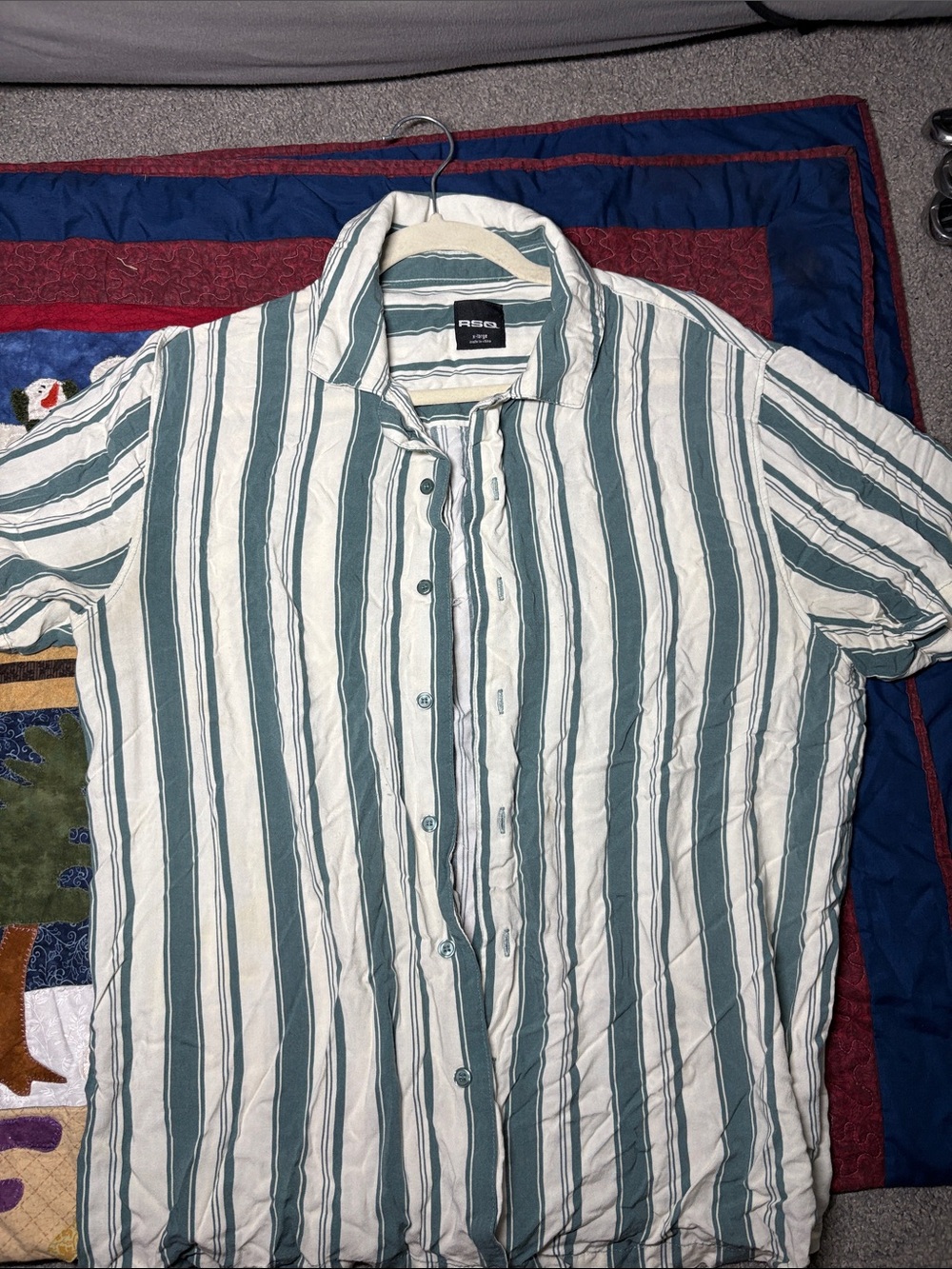 RSQ Men's Teal and White Vertical Stripe Short-Sleeve Button-Down Shirt